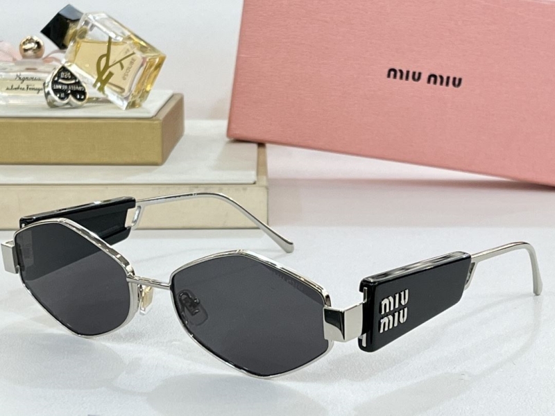 Miu miu Sunglasses